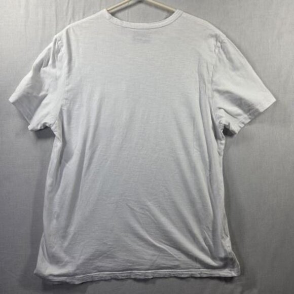 Faherty Shirt Mens XL White Sunwashed Organic Cotton Pocket Tee Casual Crewneck - Picture 2 of 7